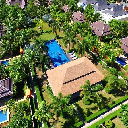 Naiharn Garden Villa Phuket Buitenkant foto