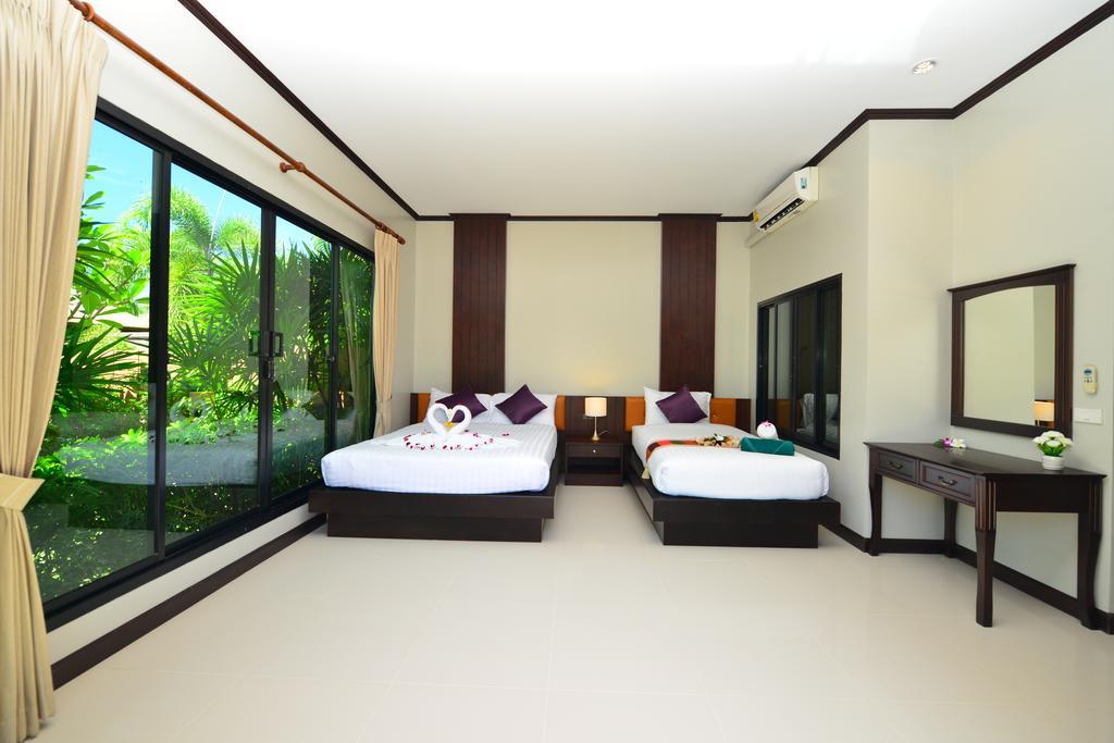 Naiharn Garden Villa Phuket Buitenkant foto