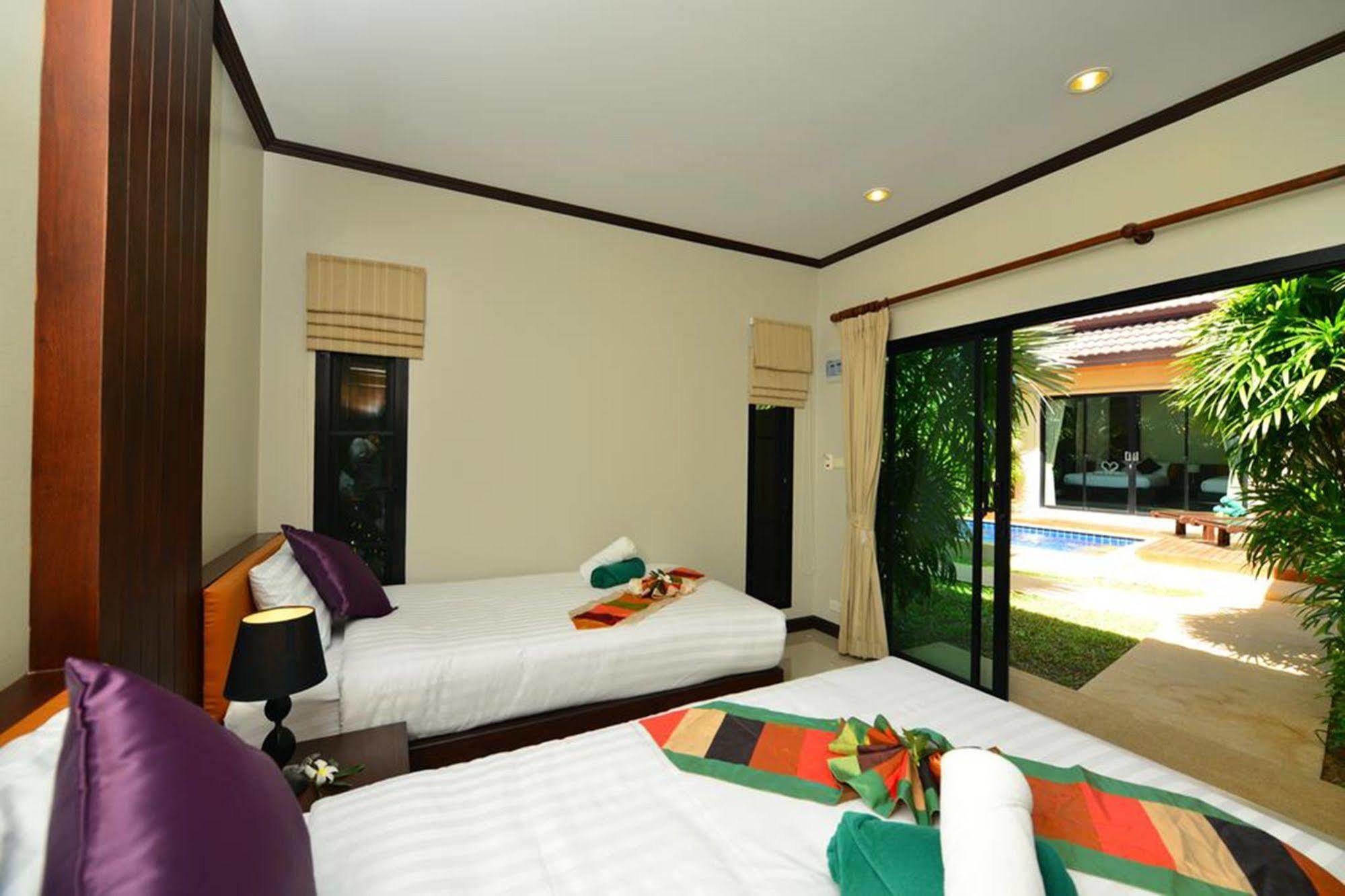 Naiharn Garden Villa Phuket Buitenkant foto