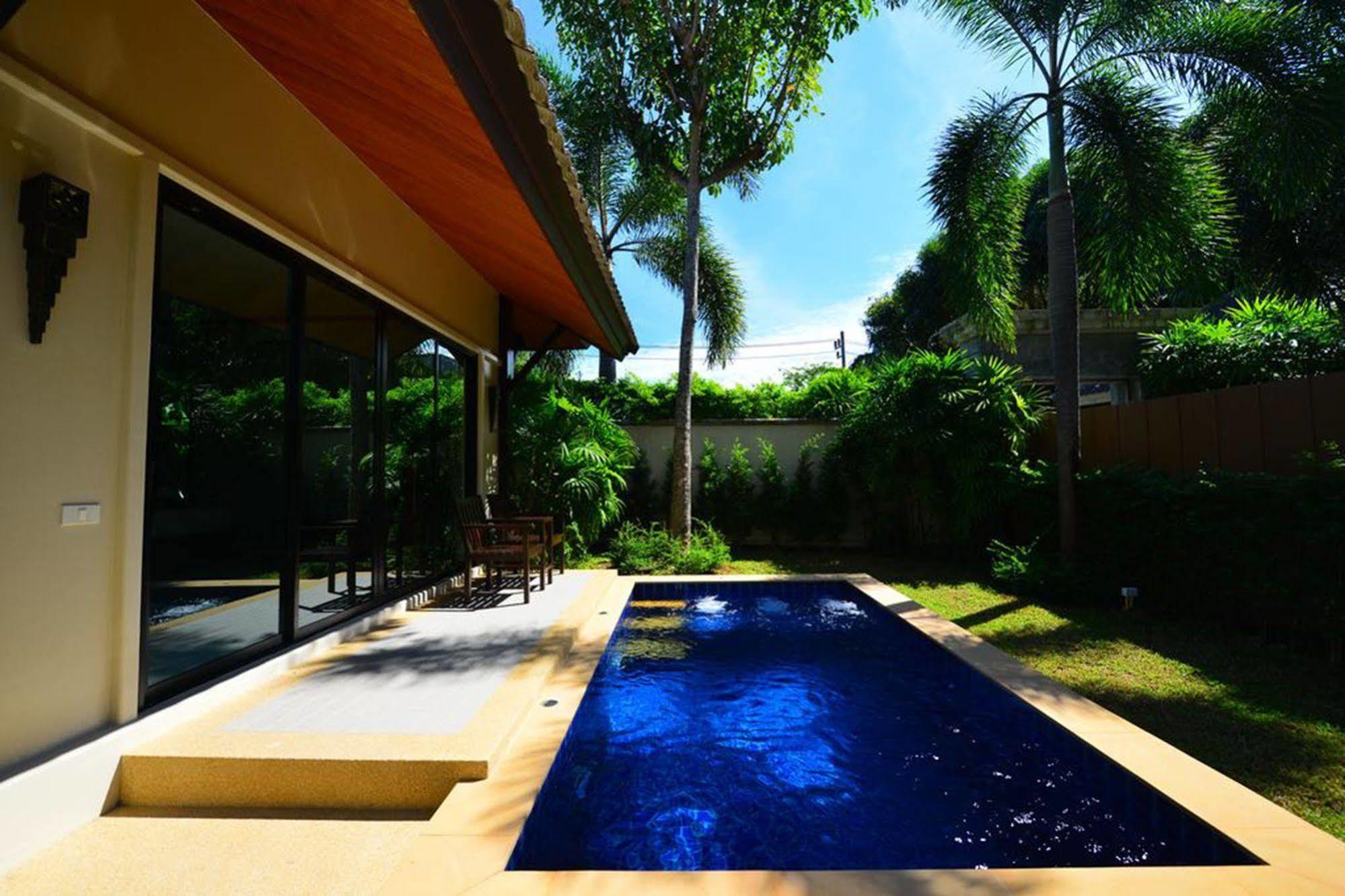 Naiharn Garden Villa Phuket Buitenkant foto