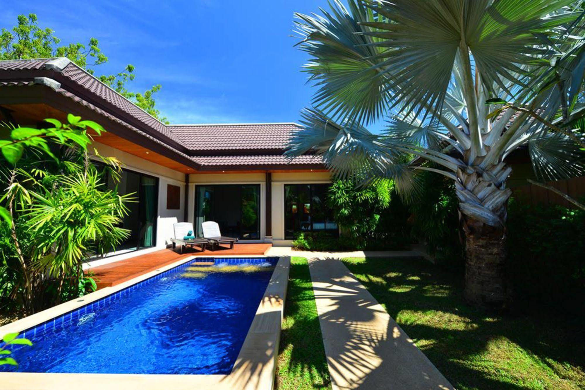 Naiharn Garden Villa Phuket Buitenkant foto