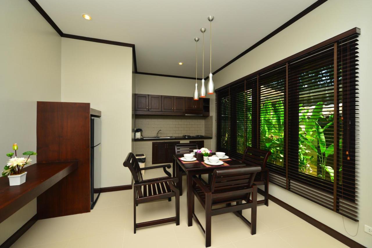 Naiharn Garden Villa Phuket Buitenkant foto